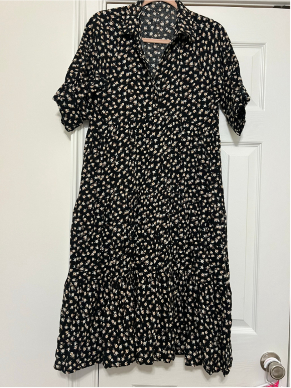 Women's Natural Life Midi Dress Size S Black Floral Print, cottagecore, feminine